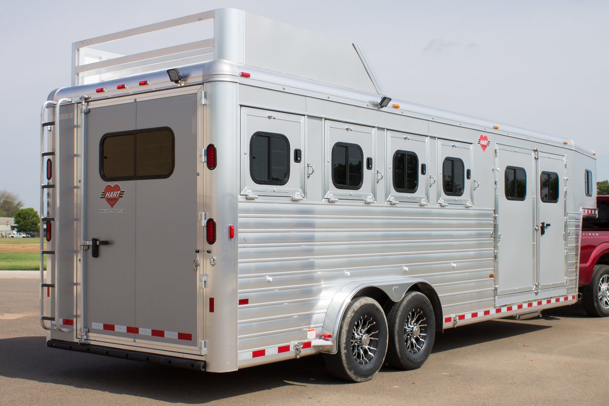 harttrailers's tweet photo. Smart Tack in Silver anyone? This was such a sharp trailer! #SmartTack #HartTrailer #Horse https://t.co/0heXv2e7CD