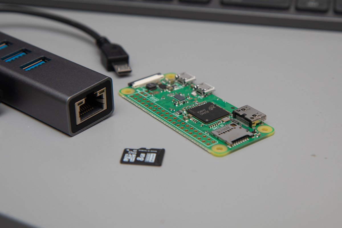 lisciasty_'s tweet photo. Evening project - finally got all the parts (Raspberry Pi Zero, Ethernet adapter, MicroSD), and quickly assembled secondary ad-blocking home DNS server (Pi Hole) https://t.co/sBxZ3MSF90