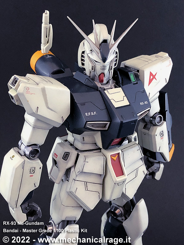 1974Tetsuya's tweet photo. Nu Gundam RX-93 - Bandai Master Grade 1/100 Plastic Kit

#gundam 
#rx93nugundam
#nugundam
#charscounterattack 
#mastergrade 
#bandai https://t.co/AiAKOvfNam