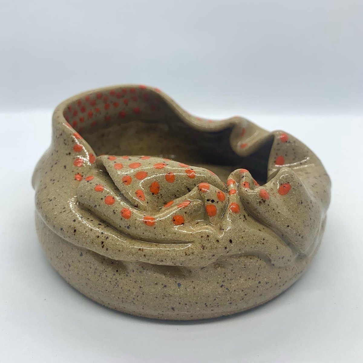 LoRunCeramics tweet media