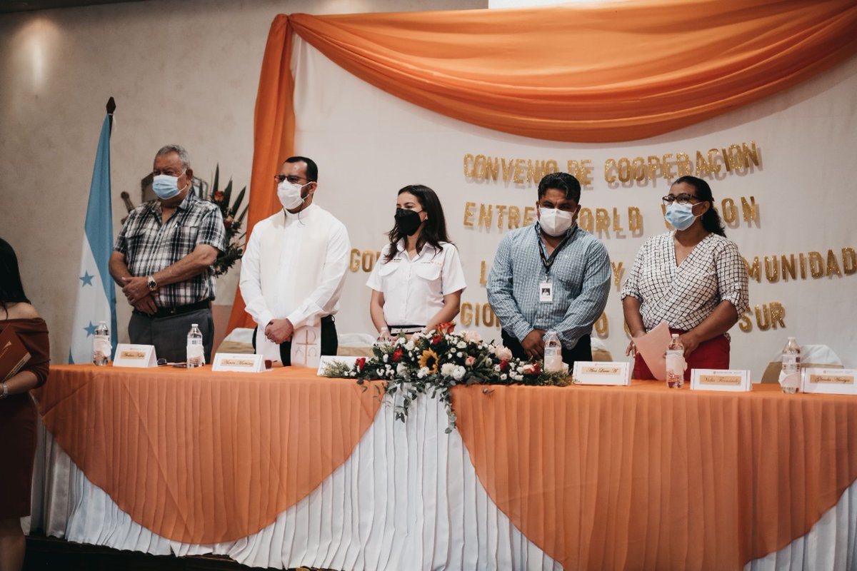 WorldVisionHN's tweet photo. Con el objetivo de fortalecer las relaciones de coordinación, cooperación y el trabajo en asocio,  hoy 9 de marzo realizamos la firma de un importante convenio de cooperación con 20 Corporaciones Municipales de los Departamentos de Francisco Morazán, El Paraíso y Choluteca. https://t.co/9mexwNFYeV