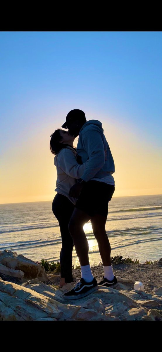 misschristinee7's tweet photo. Someone pinch me, I can’t believe I get to marry my best friend. This is a dream come true🥺💍🤍✨ https://t.co/loBFK7WaoT