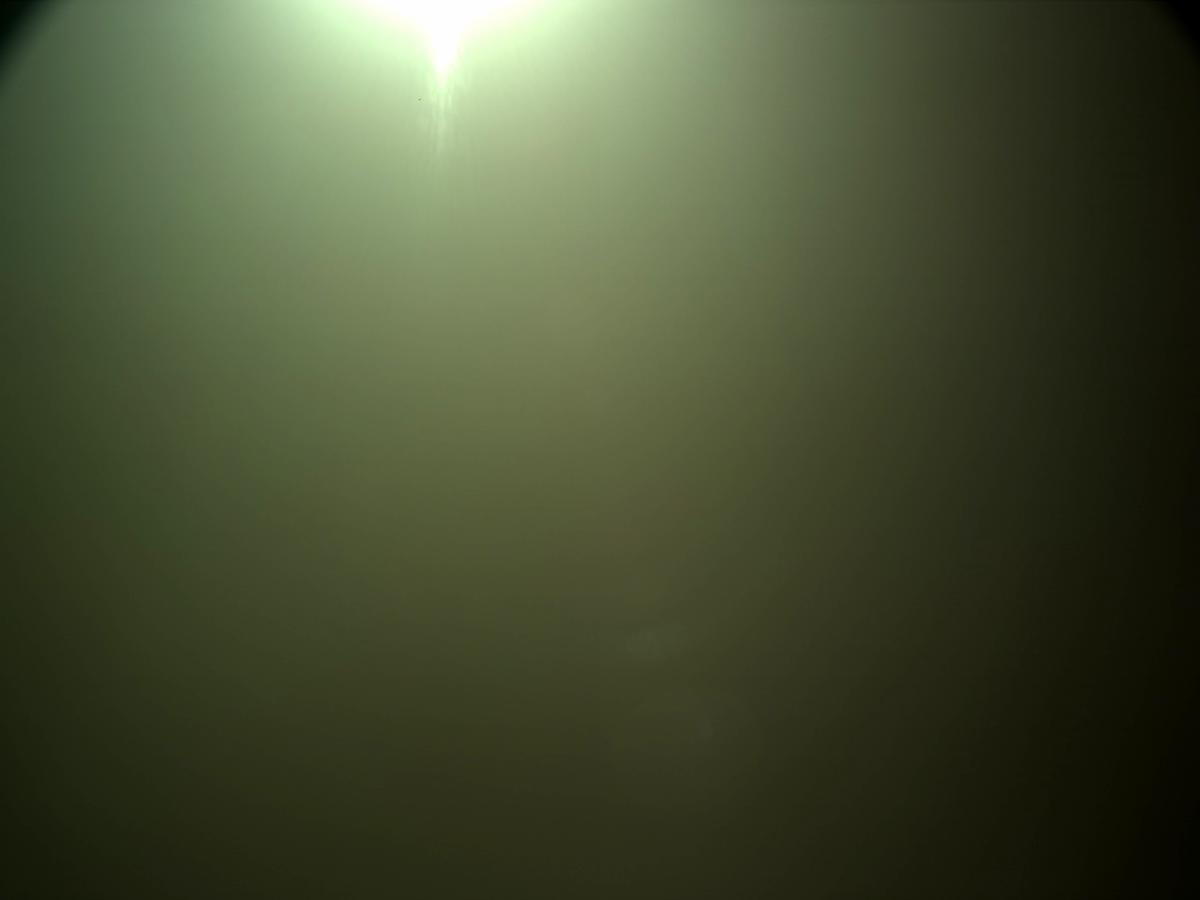 MarsMissionImgs's tweet photo. #PerseveranceRover image taken on #Sol357 at 1:43:56.061 PM with #Navcam #Mars #NASA #Space https://t.co/xH6tEWl1uK