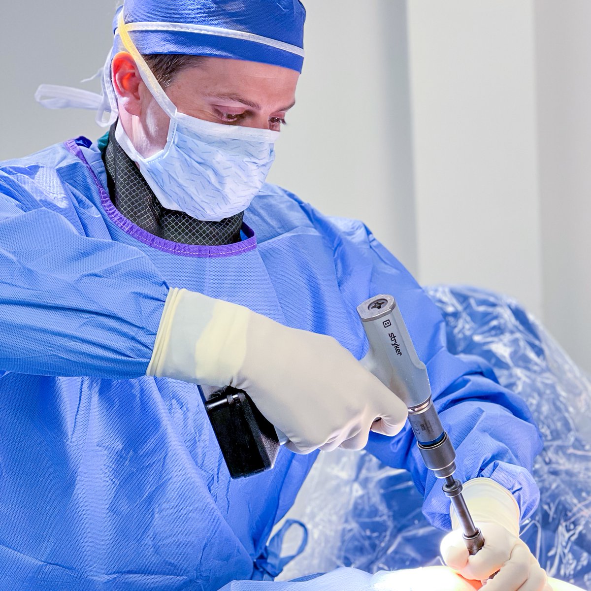 CornerLoc's tweet photo. Thank you, Dr. Myers, for providing you patients with a #SIjointfusion using CornerLoc! #CornerLoc grafts create stability within the #SIjoint by transfixing it without distraction. Learn why physicians are choosing CornerLoc for their patients here: https://t.co/U2FdJSY7ye. https://t.co/IGZXuuUeiZ