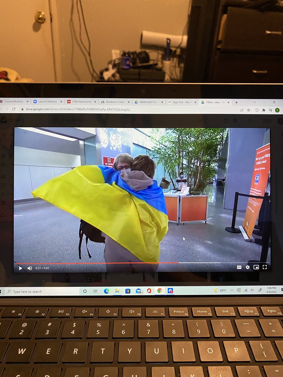 SeabassGGon's tweet photo. Show #2 starts at 4! Check out a few quick stories I did on Ukraine 🇺🇦🙏🏼 #MCJ199 @FSFocusTV https://t.co/cKXYzhvmaG