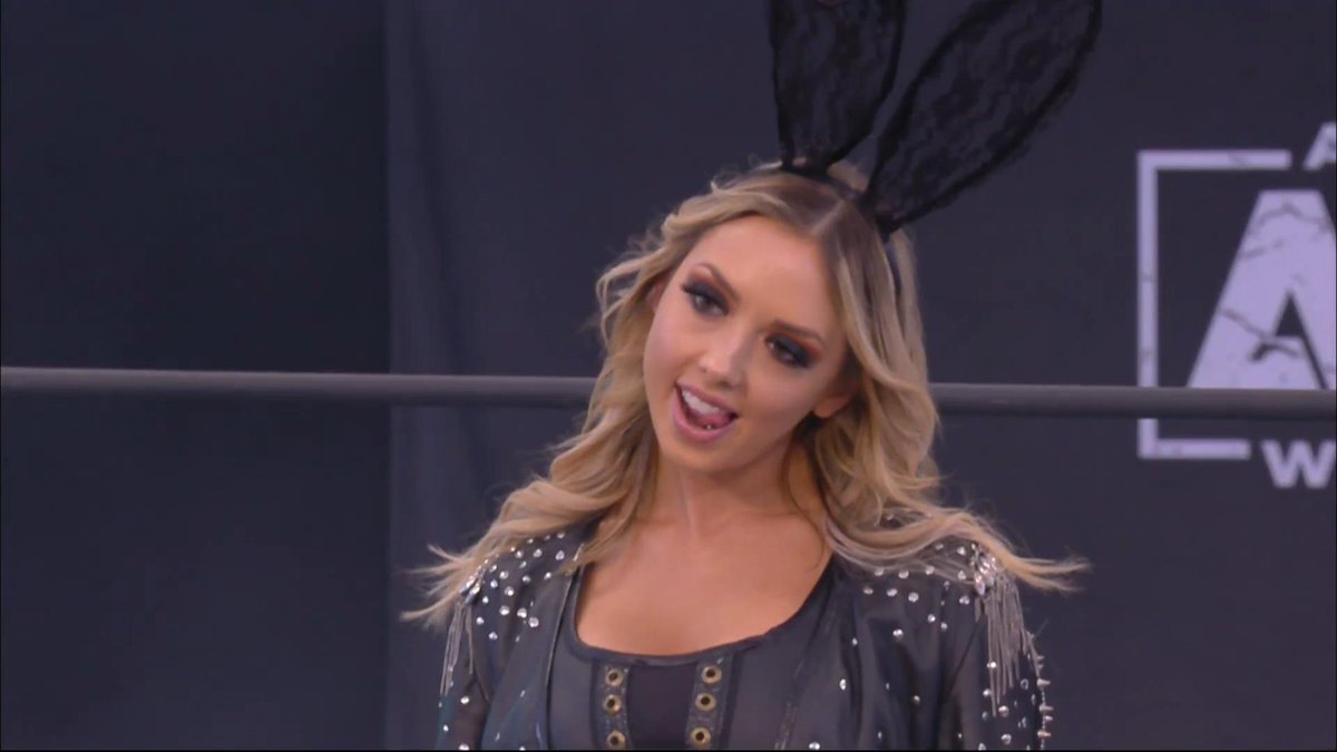 Karma_Kills_836's tweet photo. Itโs Wed and you know what that means ๐๐ Itโs time to go hopping down the Bunny Trail with our #SoulLessSlayer @AllieWrestling to TBS & AEW Dynamite ๐ฐ๐ฐ #SoulLess4TheGold Drag another #DownTheRabbitHole while being #CuteButPsycho @DemonxBunny https://t.co/rilGVPpWw5