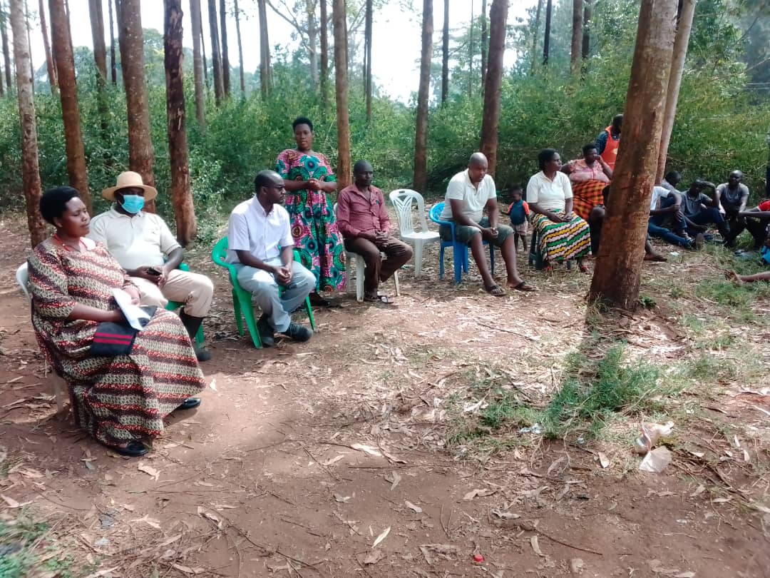 Joseph_Mulinde's tweet photo. Residents of Kibaryatika, Kahondo, Busimba, Kateretere, Rwengobe, all in Bigodi Town Council, good news! NWSC is laying 5KMs of 2" pipes to serve you. This activity has been launched by the Kamwenge Woman MP; Hon. Sylvia Bahereira, Bigodi Mayor, Speaker, CDO and residents. https://t.co/OpRFwovKhg