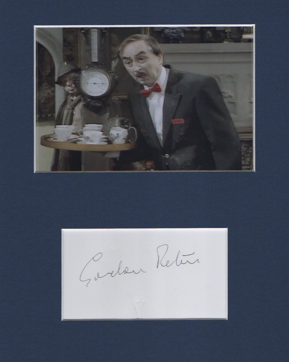 AndrewJRuff36's tweet photo. Some more Autographs obtained, now mounted and framed.
#AlloAllo #HideHi #AreYouBeingServed #GraceandFavour #Autographs #PhotoMount https://t.co/KpWnggZsri