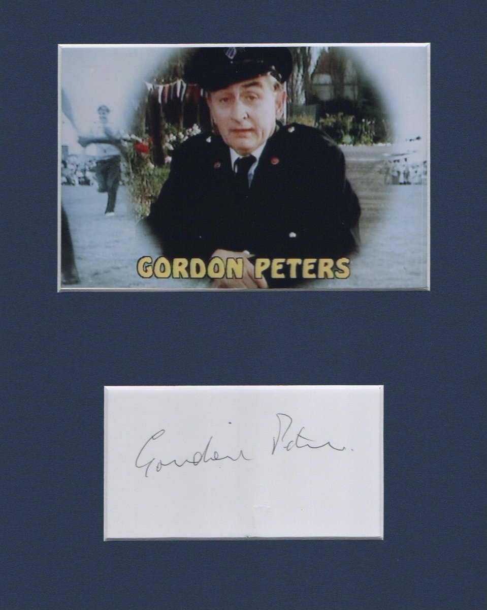 AndrewJRuff36's tweet photo. Some more Autographs obtained, now mounted and framed.
#AlloAllo #HideHi #AreYouBeingServed #GraceandFavour #Autographs #PhotoMount https://t.co/KpWnggZsri