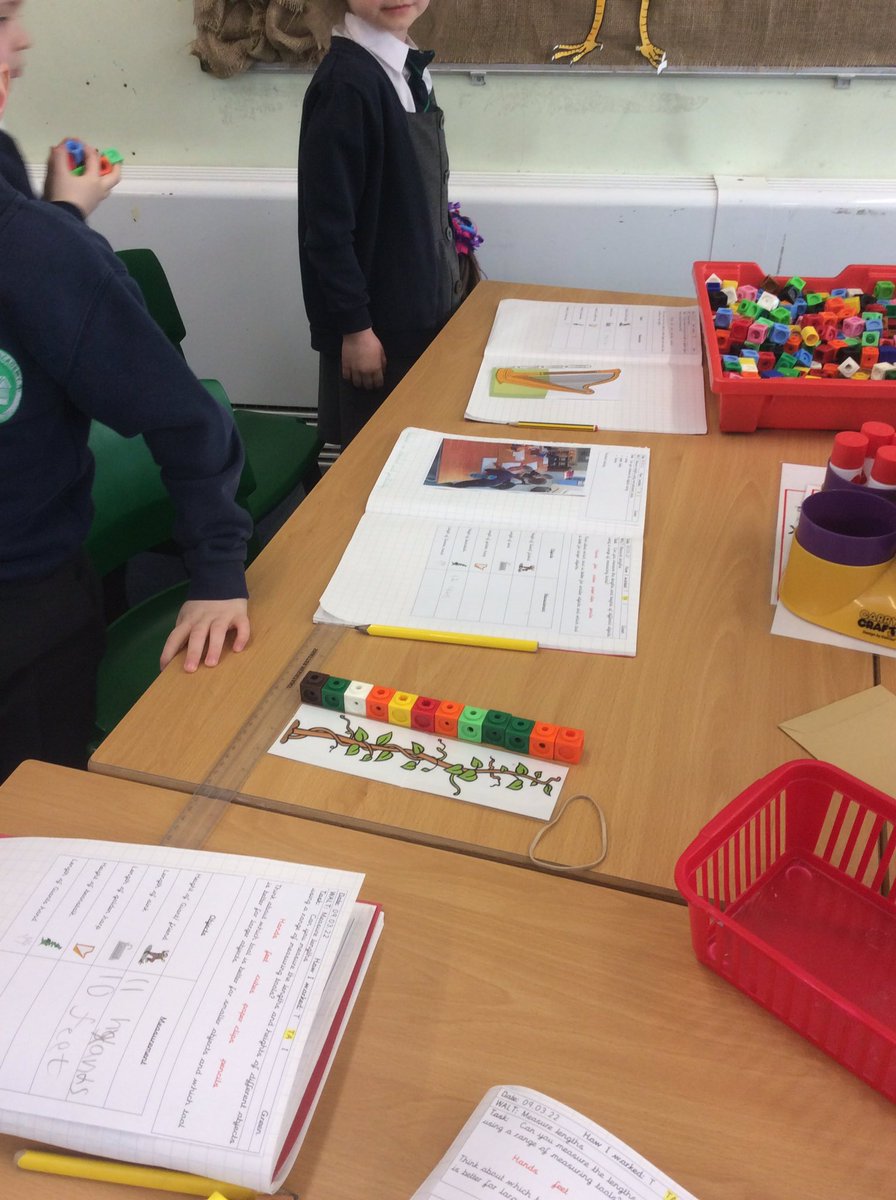 asaleavers27's tweet photo. We have been working hard this morning to measure with non standard units of measure! #ASAMaths https://t.co/slRhYQqtQD