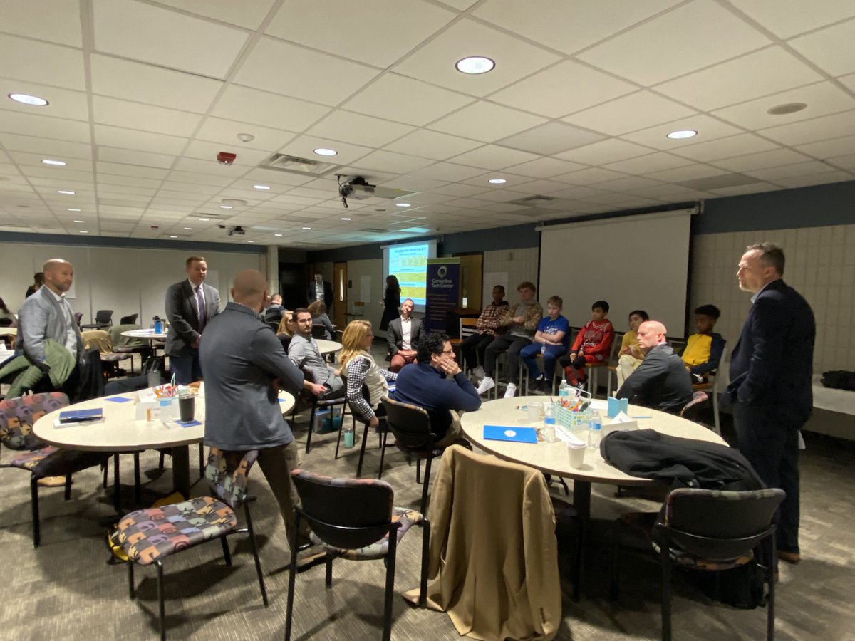 WOPublicSchools's tweet photo. We spent the morning at the @OAISD for the @MWCoastChamber Leadership conference. We had the chance to speak to local businesses about how #PantherPathways has had positive impacts in breaking down barriers to allow our students to participate in extracurricular activities.
#GoWO https://t.co/JmAS7NjY8h