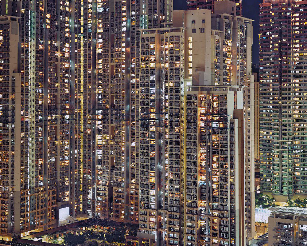 Каменные джунгли гонг конг. Гонконг высотки трущобы. Спальный район в китае. Жилые небоскребы гонконга. Гонконг дома.