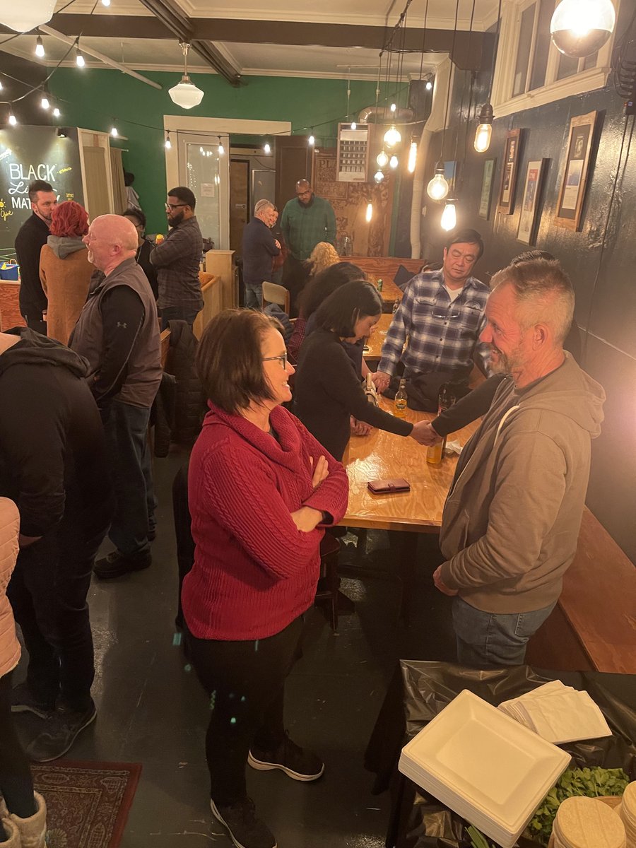 PdxPlanting's tweet photo. Honoring our Portland Metro Church Planting  COUPLES with dinner, prayer, Pictionary , and the good news of the Kingdom #nwbaptists #nwchurchplanting https://t.co/aLyaUwq2Oc