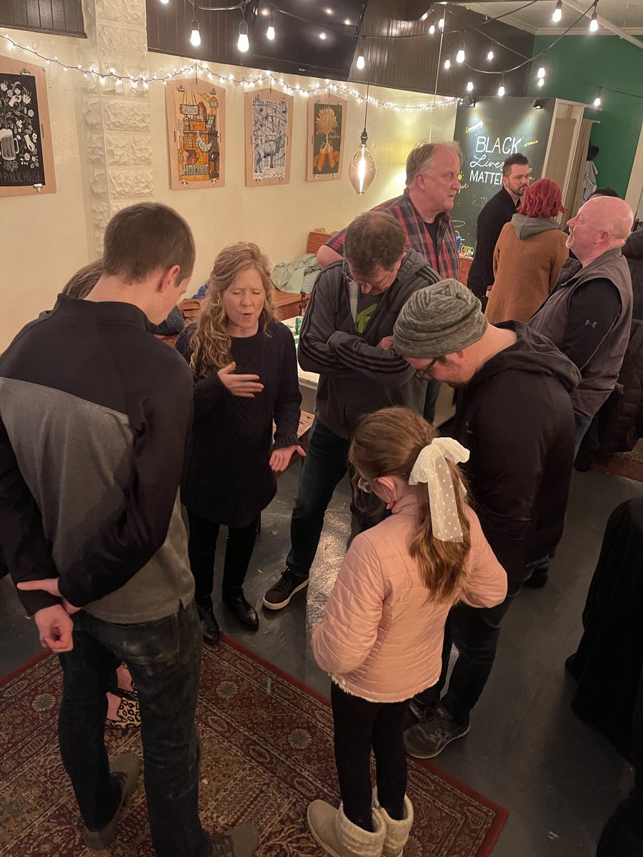 PdxPlanting's tweet photo. Honoring our Portland Metro Church Planting  COUPLES with dinner, prayer, Pictionary , and the good news of the Kingdom #nwbaptists #nwchurchplanting https://t.co/aLyaUwq2Oc