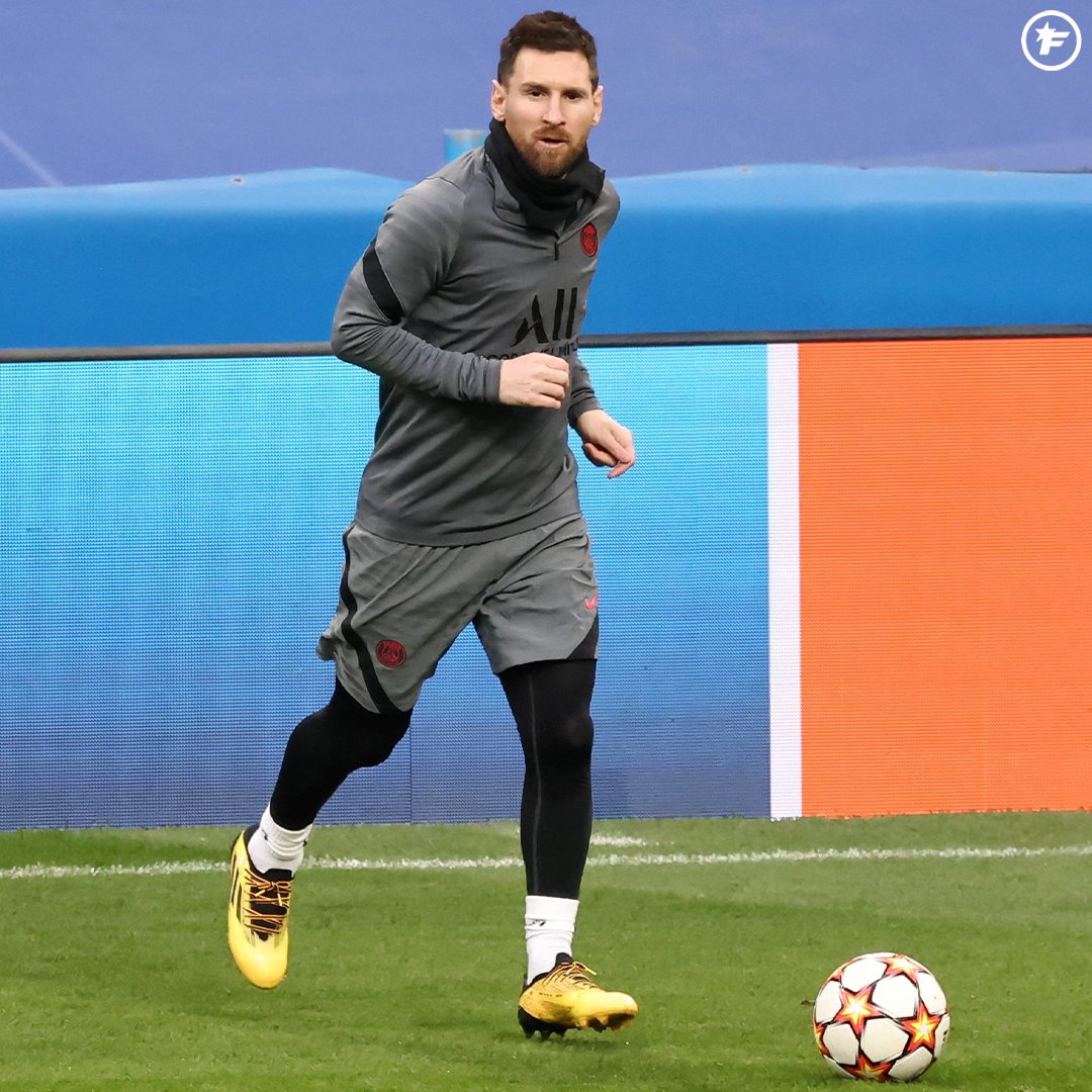 footmercato's tweet photo. La Stat affolante de Leo Messi ! 😱

26 buts inscrits face au Real Madrid dont 15 à Santiago Bernabéu. Hormis le Camp Nou, c’est simplement le stade où il a inscrit le plus de buts ! ⚽

Va-t-il marquer ce soir ? 🤔
 
#RMPSG #UCL https://t.co/0PoDIGwx1n