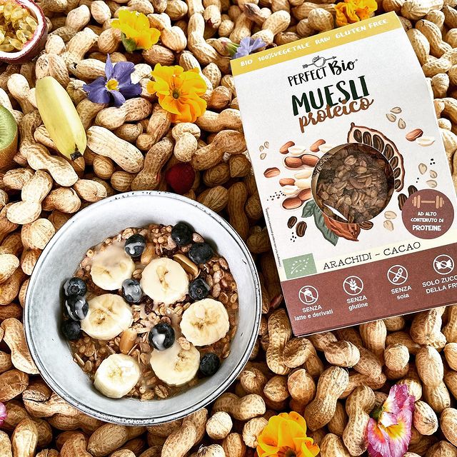 quomi_it's tweet photo. Dal 2014 Ambrosiae produce snack per la colazione e gli spuntini creati con ingredienti naturali, vegetali, biologici e gustosi, lavorati in modo innovativo e delicato per garantire e preservare i nutrienti di cui sono naturalmente ricchi.https://t.co/zjGd6K8MBO #quomi #fornitori https://t.co/MxRE7FTD4s