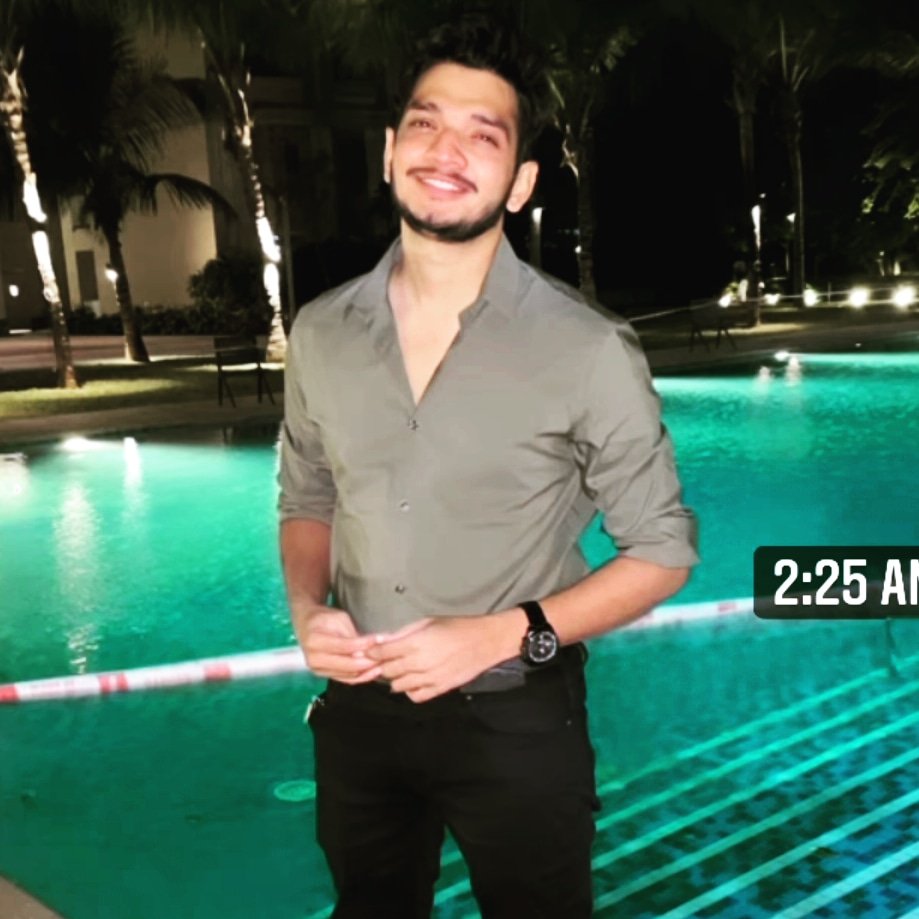 _developer_girl's tweet photo. MUNAWAR RULING LOCKUPP 

Legend for a reason. https://t.co/7uOYh93sUC