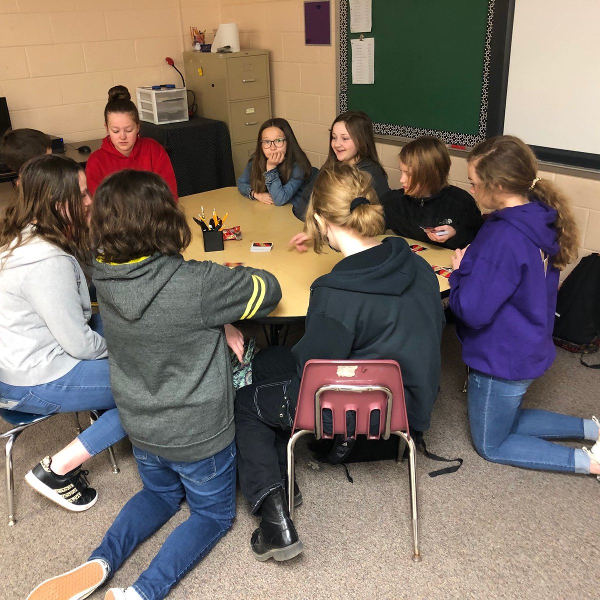 BedCoSchools's tweet photo. #CommunityElementarySchool has partnered with #NationalJuniorBetaClub at #CommunityMiddleSchool to form a #MathClub, reinforcing math skills in fun, creative ways! The elementary says #thanks to their Community Middle friends for helping make this happen! #MathMinds #PassionDrive https://t.co/faZ4XgDu7a