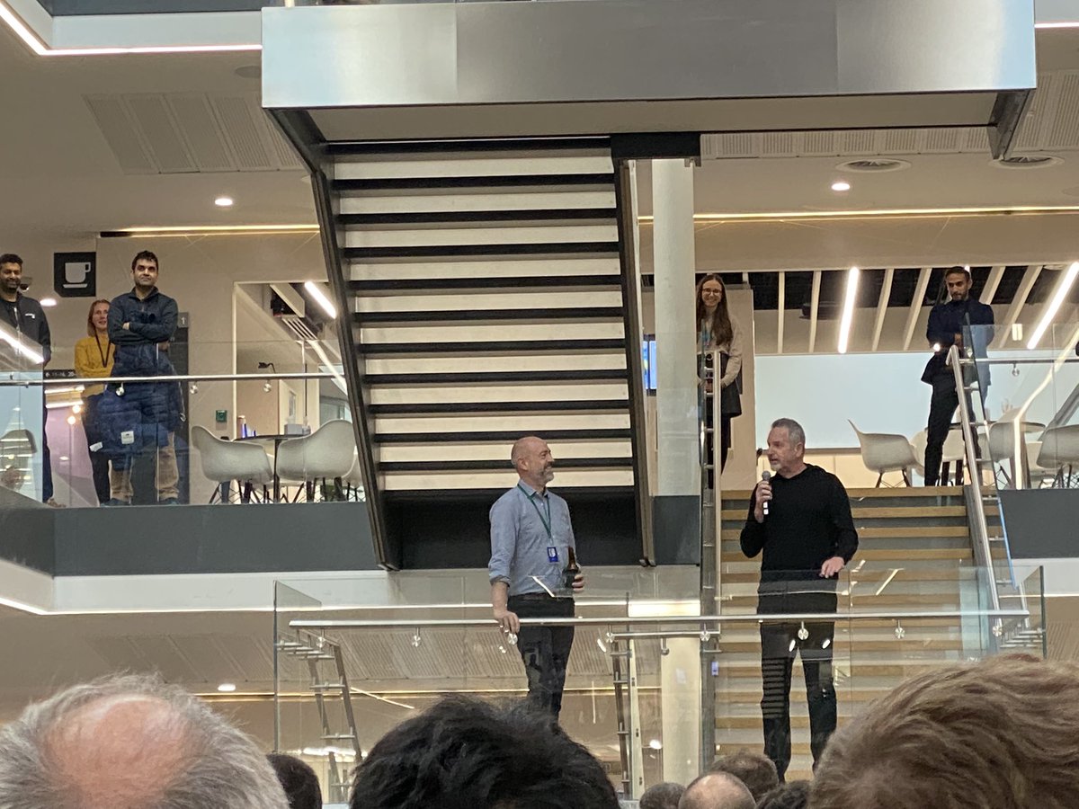 AylinHalil's tweet photo. How wonderful it was to see so many people raising a glass 🥂 to send off @simonsegars today at #HQ - you’ve been an inspiration, 🙏🏻thank you 🌟 

#LifeAtArm https://t.co/3xdVgQuYNn