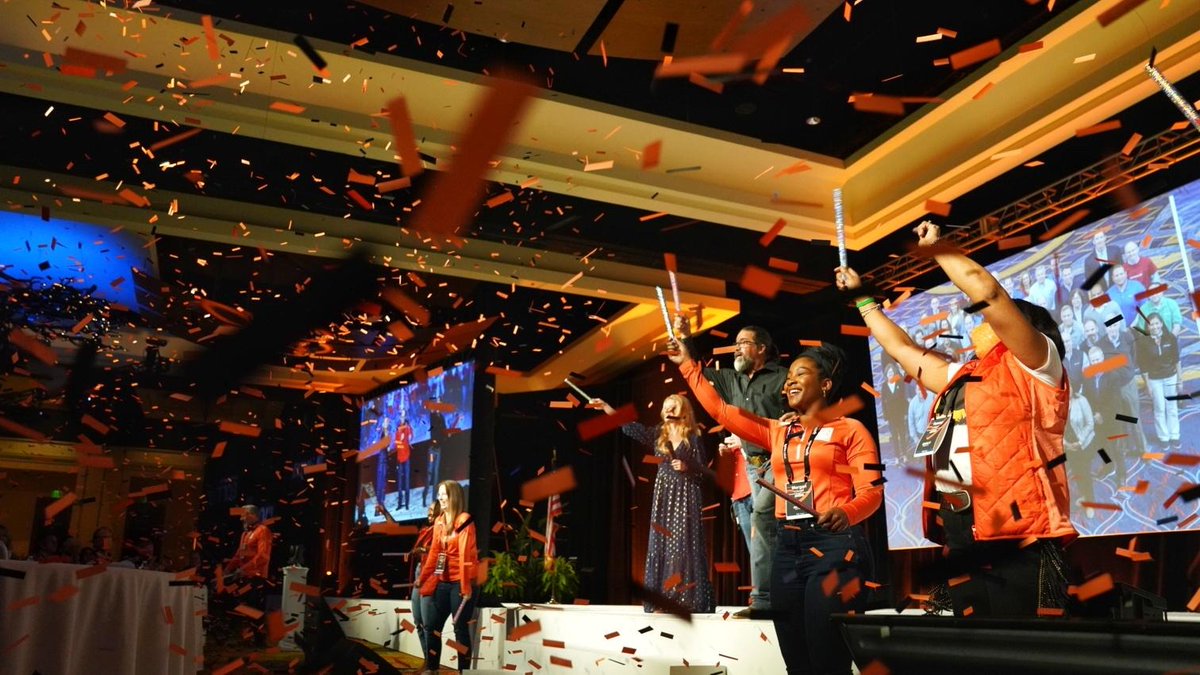 ConsumerBankers's tweet photo. That’s a wrap! We’re so thankful to the more than 1,200 bankers, leaders, and influencers who joined us here in San Antonio for the first in person #CBALIVE in three years. You all really knew how to #BRINGIT! https://t.co/jZFiEfuyD9