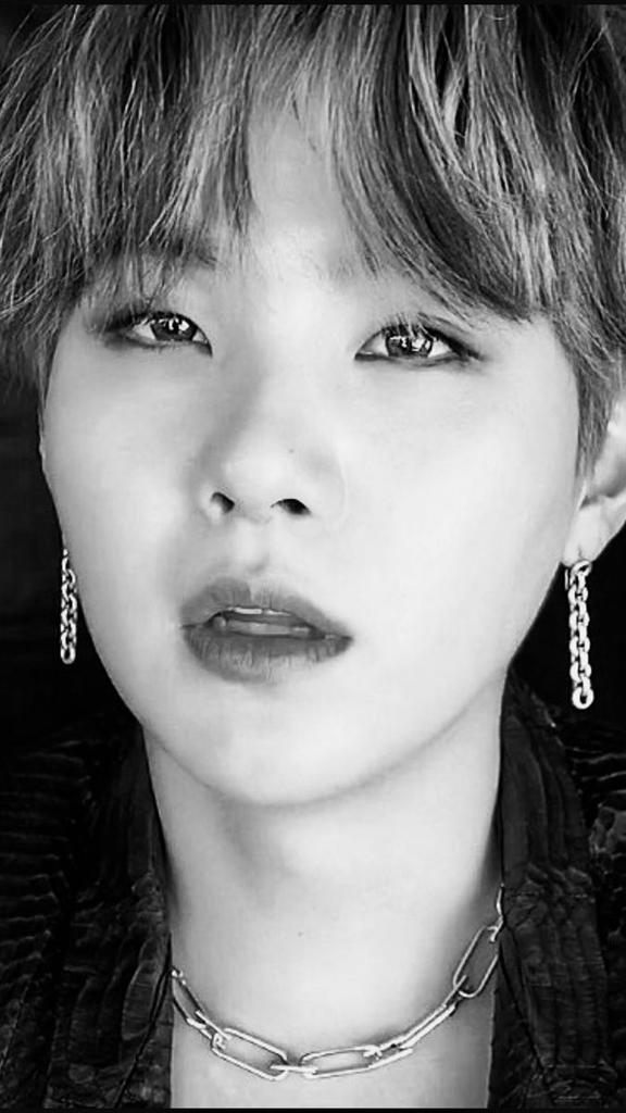 BTS4HeadSimp's tweet photo. #WillSueMinYoongi is something I mutter to myself regularly because he is #ForeverADangerousMan
Happy Birthday, our KING
#SUGA #MinYoongi #WillFileAComplaintTodayToo #ContinuouslyWriting309Pages https://t.co/Fw9gHWDDEV