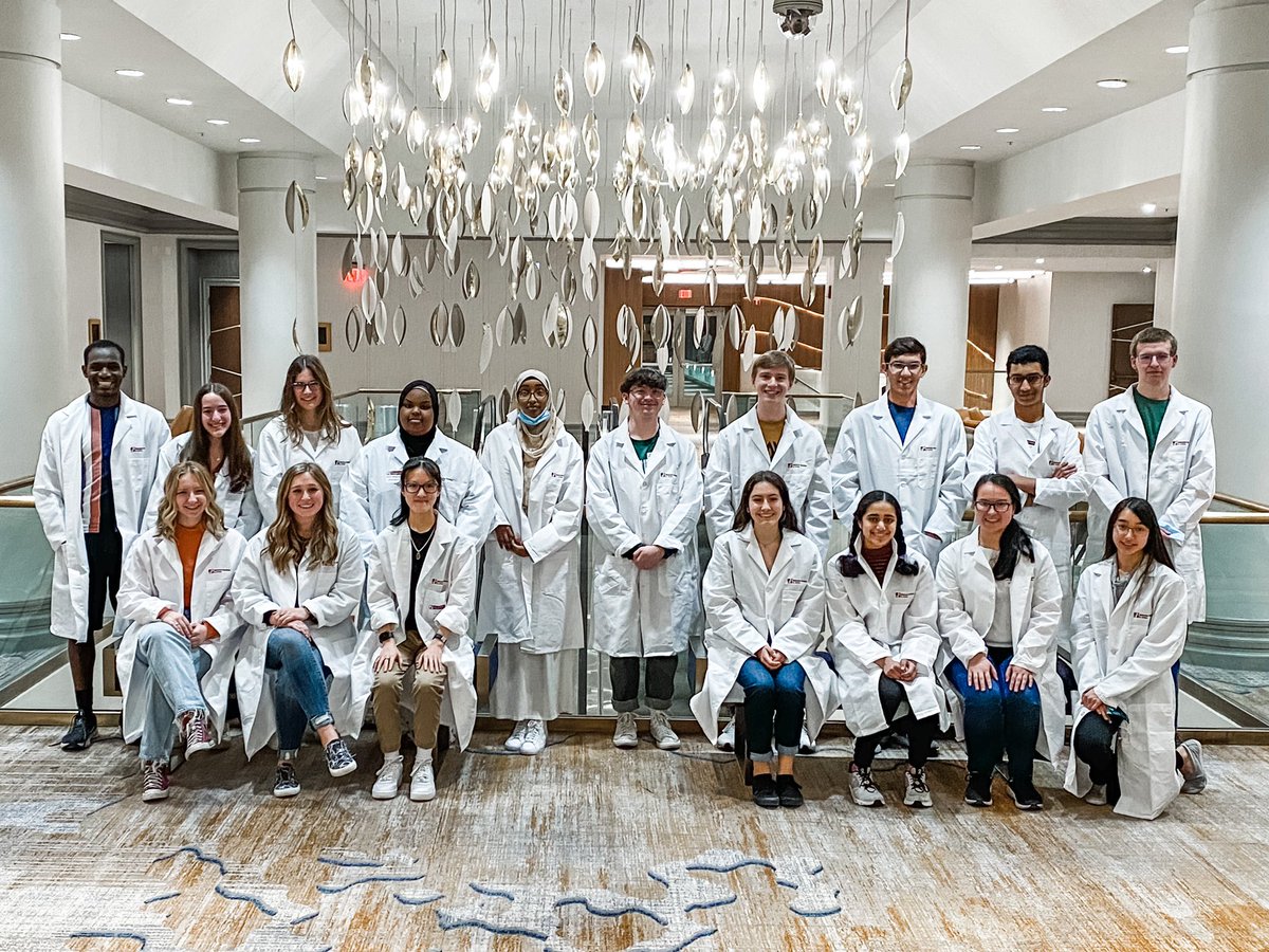 Meet the #MMIA2022 cohort! This group quickly became friends and came armed with fascinating questions and ideas. The future is looking awfully bright! 💡