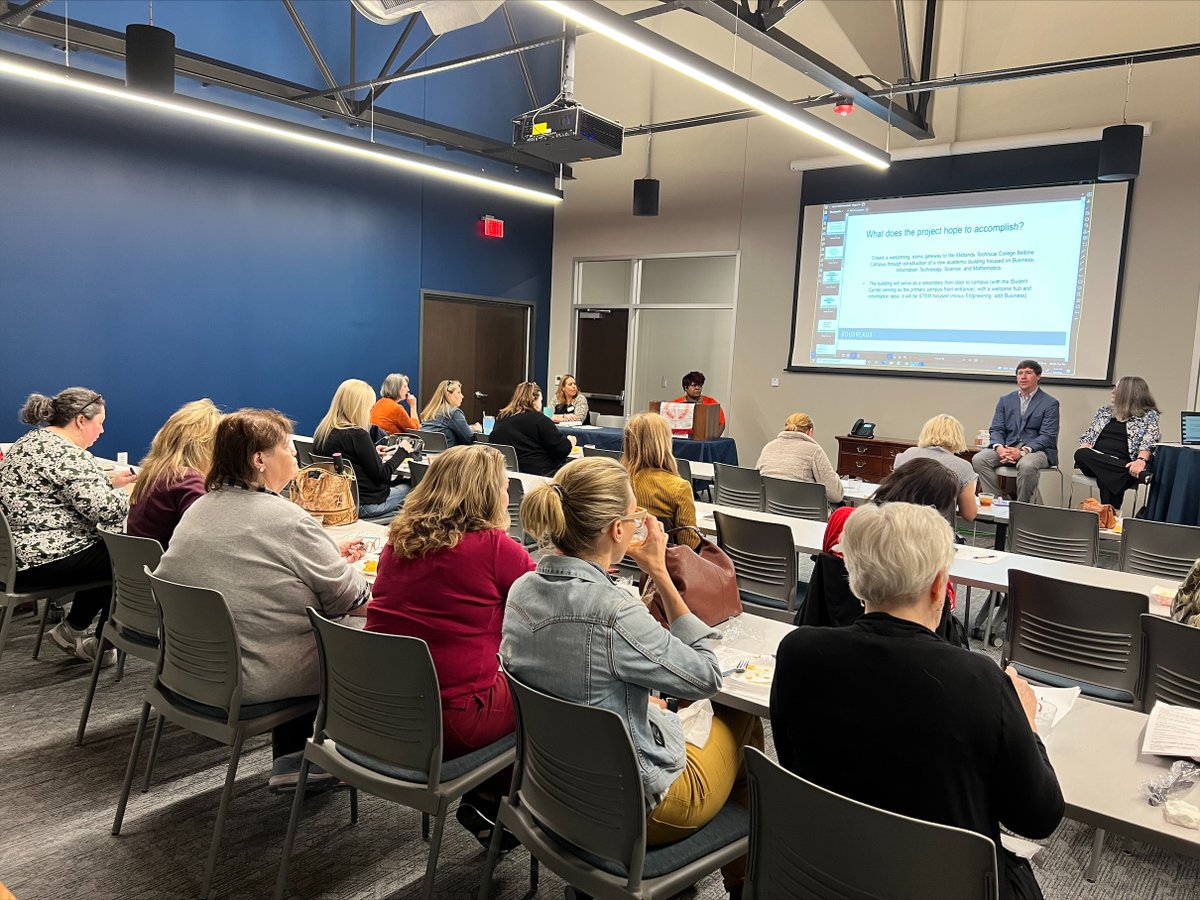 We are so thankful to Karen Quinn (@boudreauxgroup) &amp; Charles Stuart (@hood_construction) for speaking at our WIC Week Chapter meeting last night! It was fun for all of us to see how their collaboration is coming to life 🏗️

#WICWeek2022 #NAWIC113 #WomenInConstruction