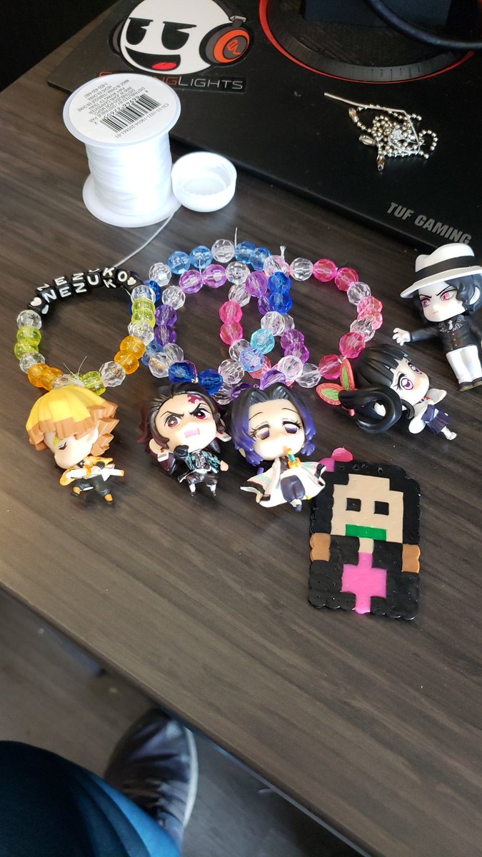 Navajo13CB's tweet photo. Making some Kandi for Get Lucky https://t.co/hk3JaqyXU4