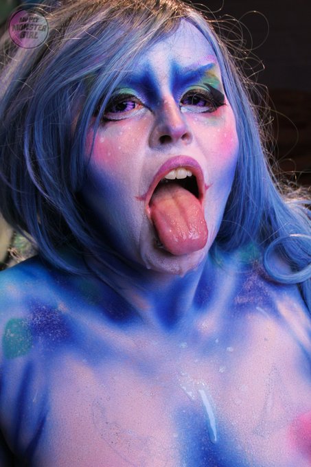 This week on MPMG, a cute shark girl getting what's cumming to her! https://t.co/FL2JJW6ycC