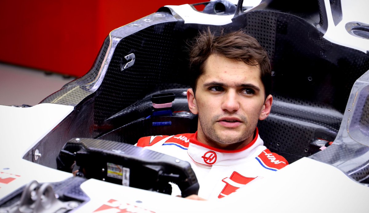 HaasF1Team's tweet photo. Got to be a good fit 👌 

Pietro completing the seat fit for his first scheduled drive in the #VF22 tomorrow! 

#HaasF1 https://t.co/Bfml5Wqhda