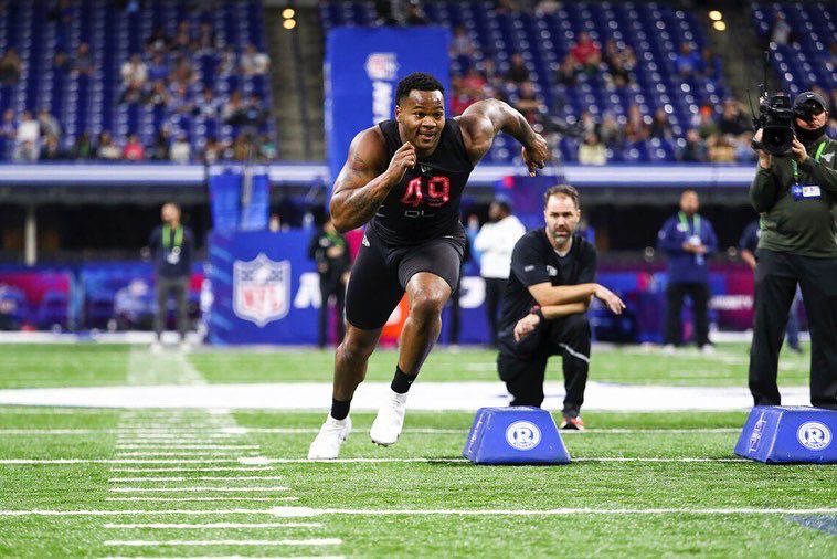 DegarrickSamuel's tweet photo. Dare to take chances, follow your dreams, risk it all, fall in love, believe in yourself, ask questions, let go, make mistakes, start over, speak the truth, take responsibility, find happiness, live for today. #blessed 🙏🏽 https://t.co/KWWlb5Srue
