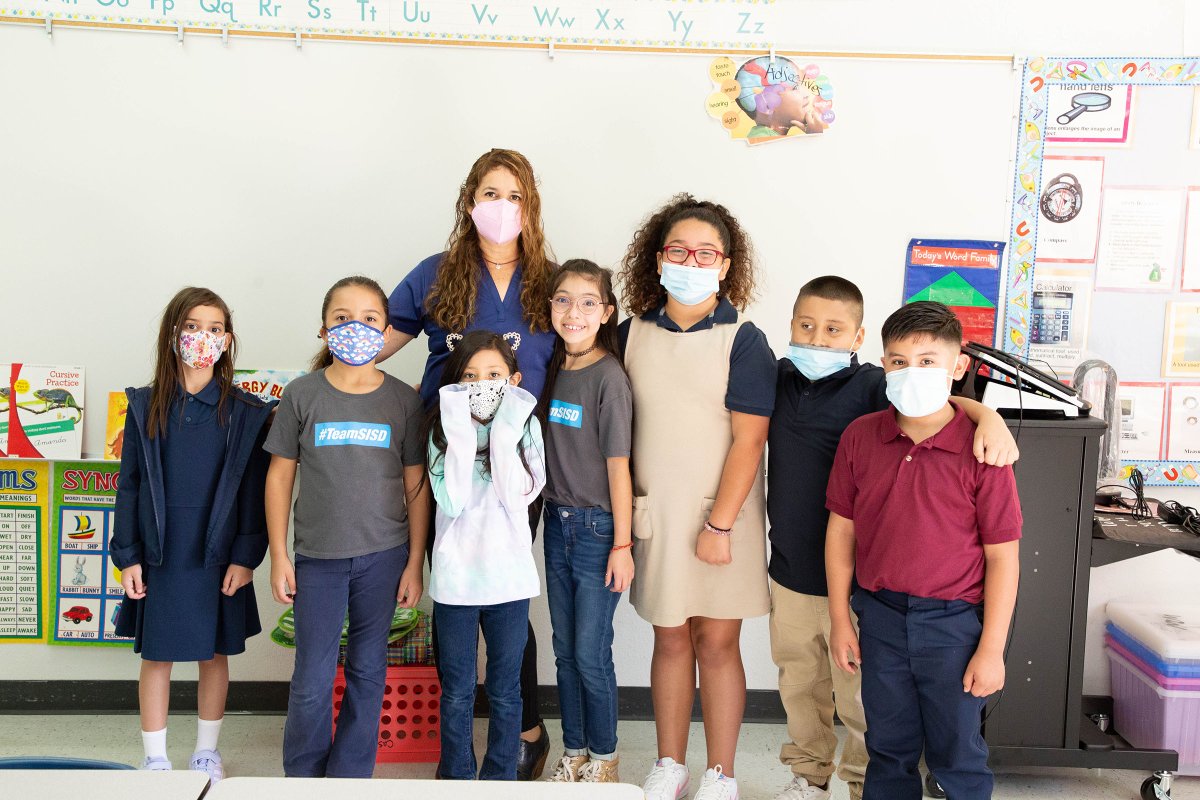 SocorroISD's tweet photo. Bill Sybert School earns national distinction with Texas School to Watch designation. Read more: https://t.co/YuEFjHxstc https://t.co/ySSqNZ1ga0