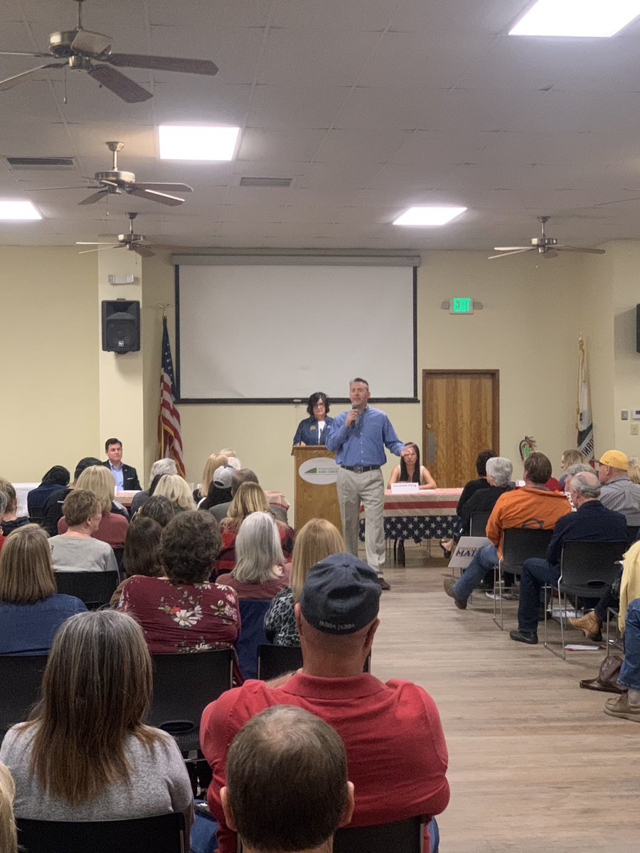 electmattstoll's tweet photo. Thank you to everyone who came to Tulare County GOP Meet the candidates last night! The Central Valley is fired up to send a fighter to D.C. #CA22 https://t.co/2qjmiaisWl