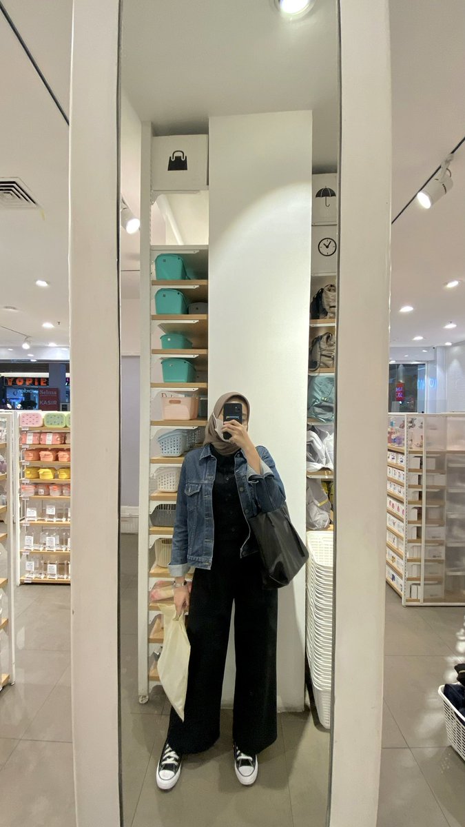 🕊️✨ tweet media