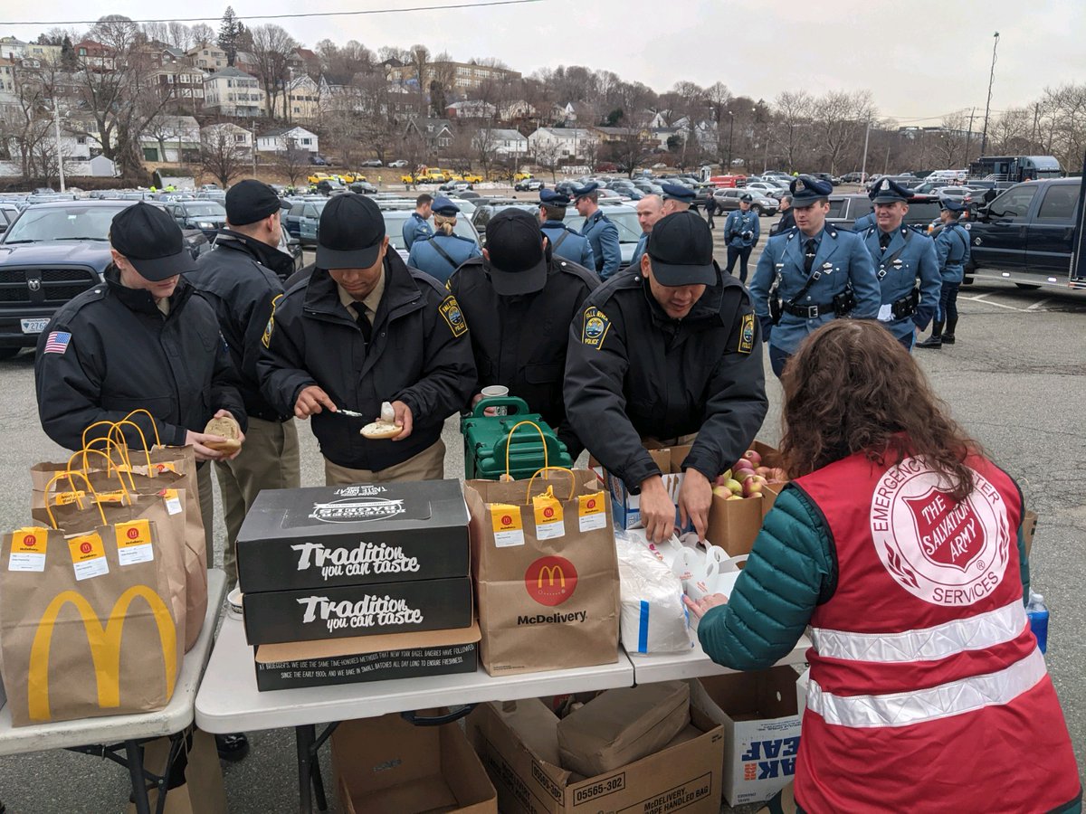 SalvationArmyMA's tweet photo. The Salvation Army Emergency Disaster Services Team was on the scene this morning, serving law enforcement food and hydration before the funeral of @MassStatePolice Trooper Tamar Bucci.  Our thoughts and prayers go out to Trooper Bucci’s family and to the #MAStatePolice. https://t.co/RcrNYnjLTh