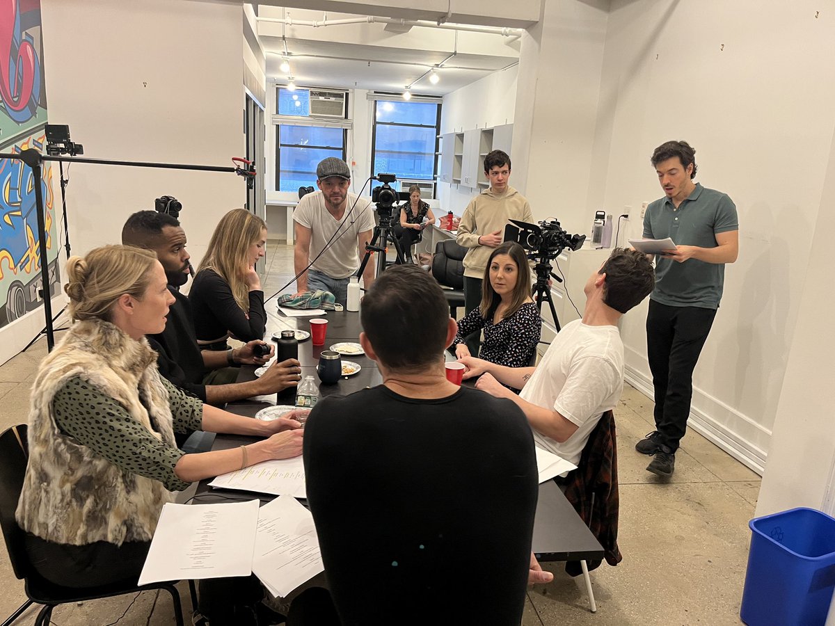 mnactingstudio's tweet photo. On Set Masterclass. 6 person scene from Fleabag. 3 cameras. Oh, &amp; British accents. What happens after you book the job? That's what this class is all about. You come in with your ideas, &amp; then adapt to your surroundings--other actors, blocking, playing, line changes, and (cont.) https://t.co/gcIUX9jZDh