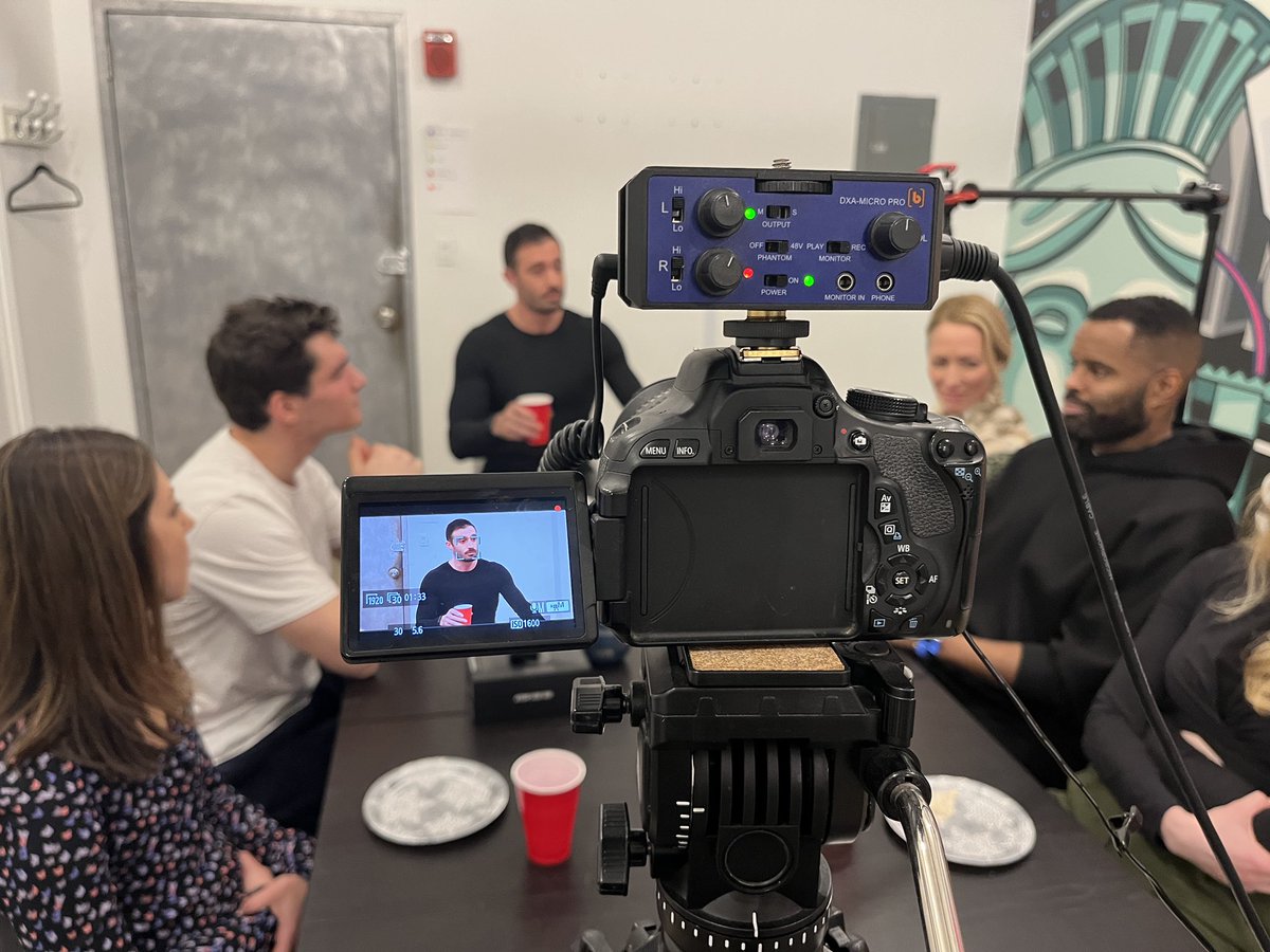 mnactingstudio's tweet photo. On Set Masterclass. 6 person scene from Fleabag. 3 cameras. Oh, &amp; British accents. What happens after you book the job? That's what this class is all about. You come in with your ideas, &amp; then adapt to your surroundings--other actors, blocking, playing, line changes, and (cont.) https://t.co/gcIUX9jZDh