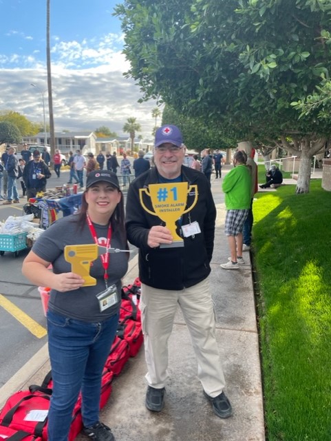 RedCrossAZ's tweet photo. This past Saturday, #RedCross partnered with #AZBurnfoundation and #MesaFD, installed over 240 FREE smoke alarms, and made164 homes safer, which received #homefire safety information.  Join our team reach out to me: Ashley.Bevier@redcross.org #Endhomefire https://t.co/eBc5FZhn5Z. https://t.co/8FFCEClrn3