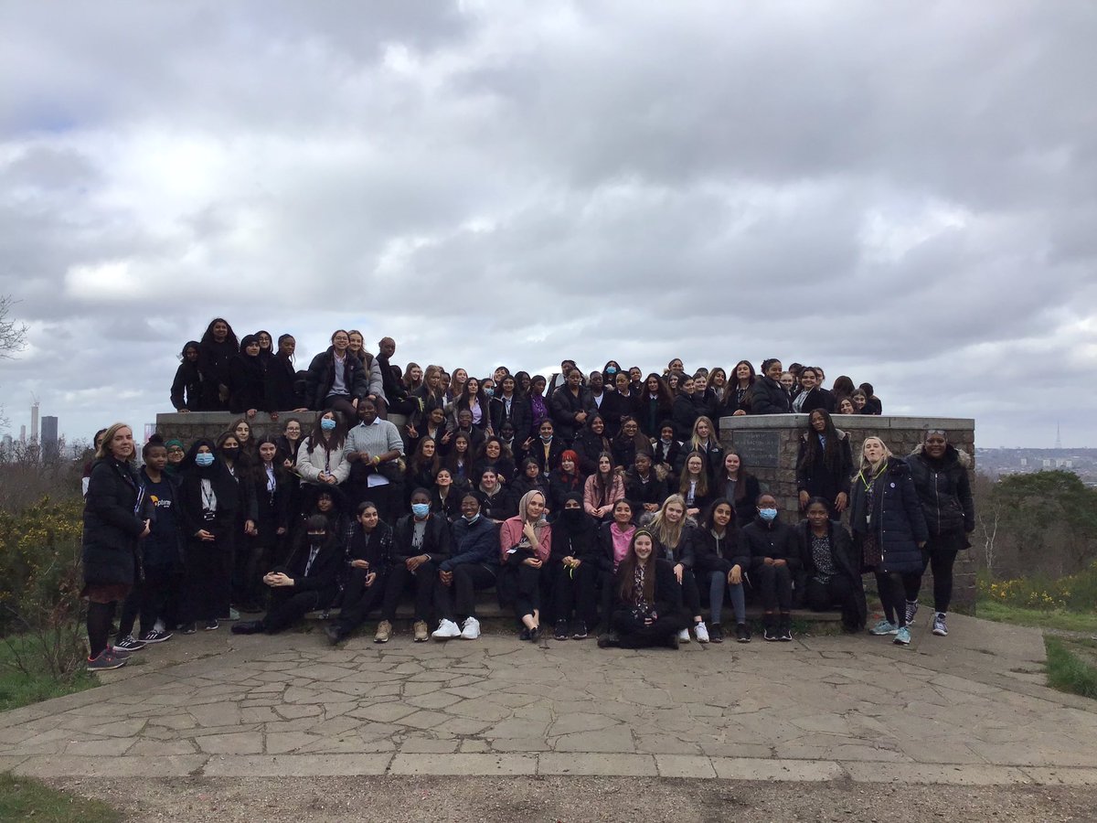 colomasport's tweet photo. Fabulous walk around Shirley Hills today with Year 12 for their games lesson as part of Coloma’s part in the #WalkAgainstHunger!
They all had a great time walking 3.5km up to the great views at the viewpoint. 400km closer to our target of 10,000 by the end of Lent! 👣💙 https://t.co/4O1ccCRVLy