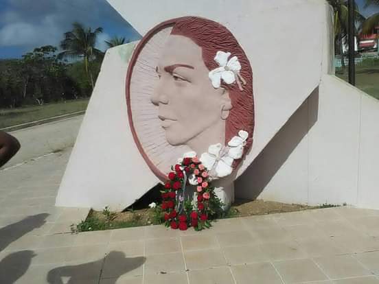 DrakeNilka's tweet photo. El Buró  Municipal del Partido en Morón junto a las  organizaciones  políticas y de masas rindieron homenaje este 8 de Marzo, a Celia Sánchez Manduley,  Flor Autóctona de la Revolución 

#CiegodeAvila #Cuba #8deMarzo #Morón @Guajiritasoy @CarlosGP0720 @fernandezarcia https://t.co/QR2keWts8H