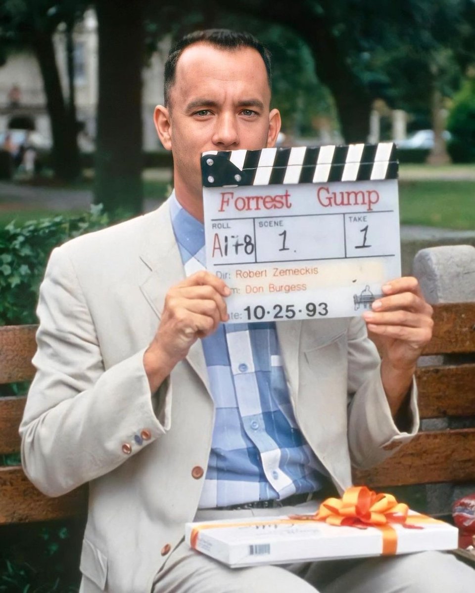 ImagenRetro's tweet photo. Así comenzó todo, Forrest Gump escena uno, toma uno, 1993. 🎬 https://t.co/Cc0OSxHQ2W