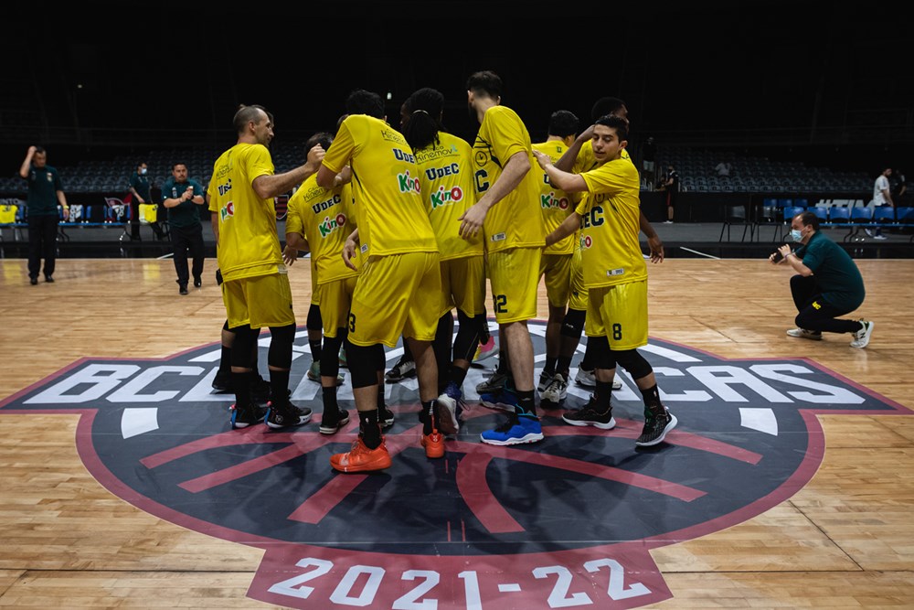 ChileFeba's tweet photo. 👀 La @BCLAmericas llega este FINDE a 🇨🇱 con la Universidad de Concepción
👋 @BasketUdeC tendrá la visita de Flamengo y Boca Juniors por la III ventana de la fase de grupos en el certamen internacional
📝 https://t.co/en3IdnJUnu
#BCLAmericas | #BLCA https://t.co/ykDIWZrTvP