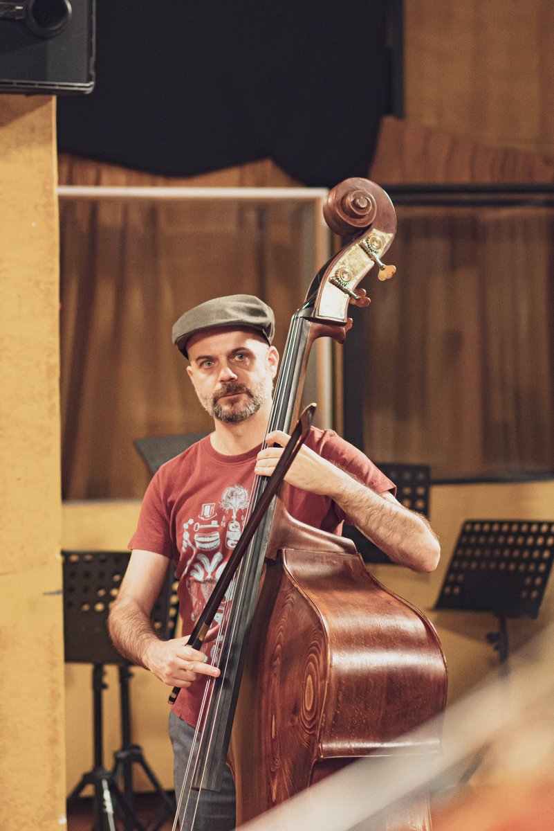 Sábado 12 de marzo, Astillero en <a href="/HastaTrilce/">Hasta Trilce</a>. Entradas a la venta en astillerotango.com.ar/hasta_trilce_m…