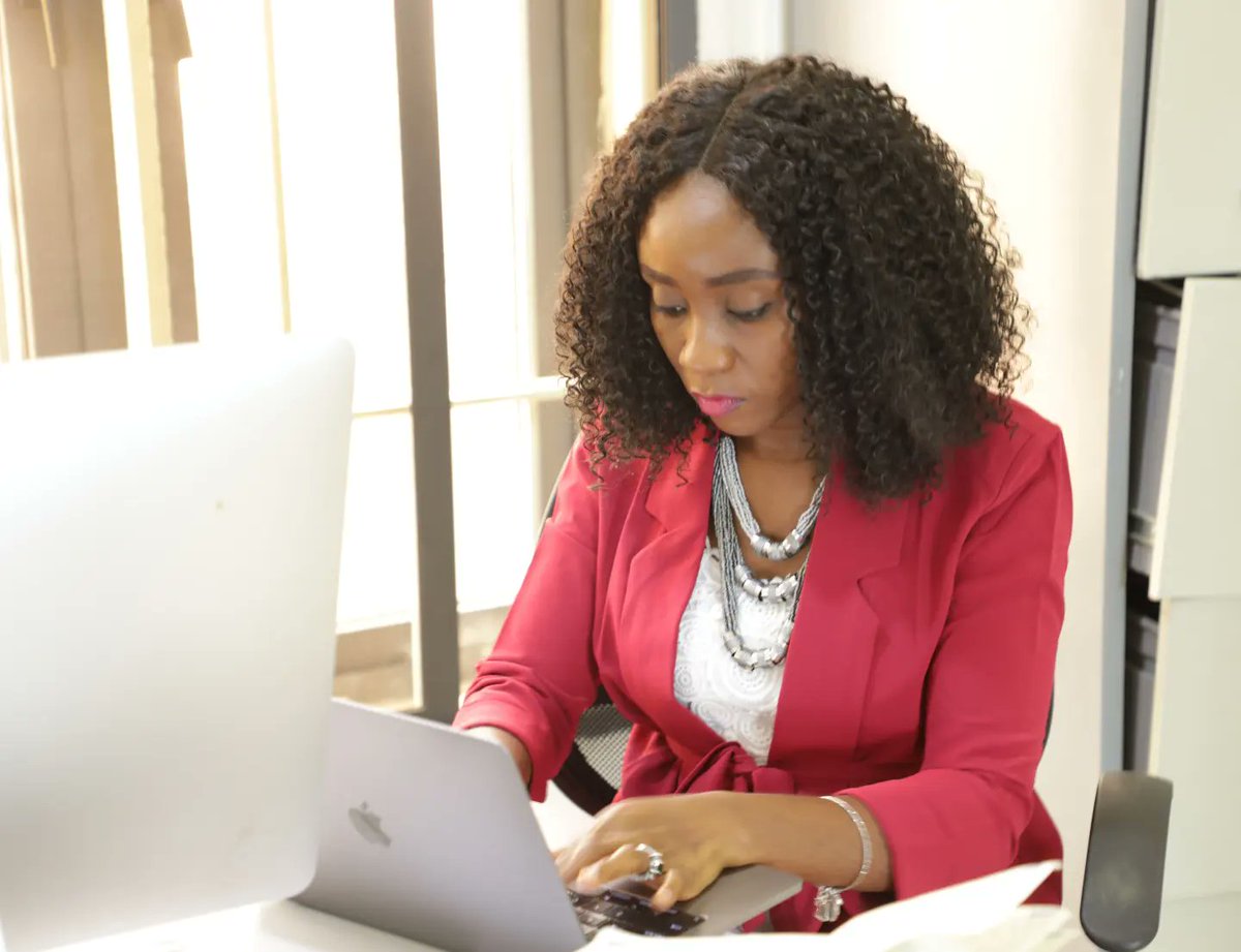 UsoroEdima's tweet photo. When we say #BreakTheBias we mean in every sphere.
I am media, media is me. Wait and see what I have to offer.

#mediagirl #broadcaster #edima #PR #communicationsexpert #communication #media #march #SpeakUp #IWD2022 https://t.co/2KDpU6LbSW
