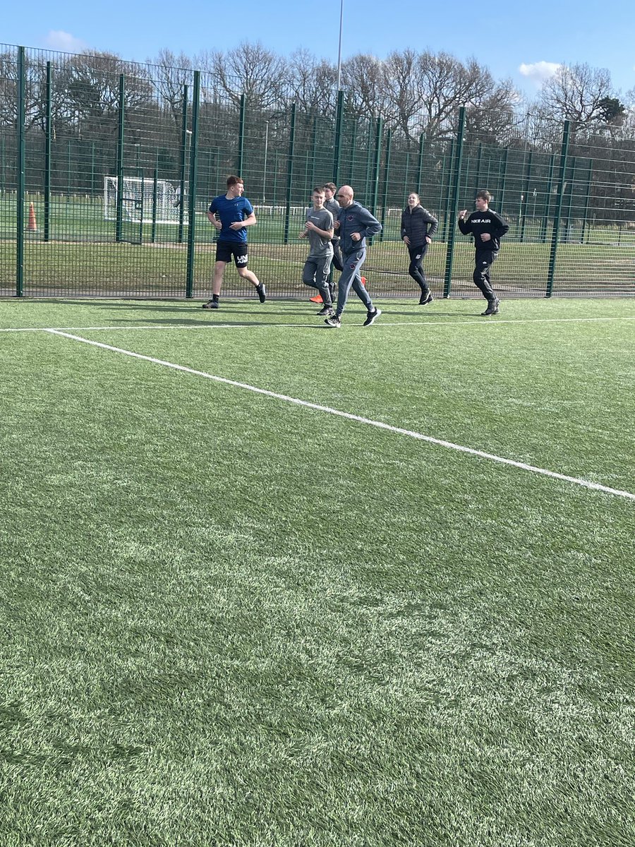 EvolveAltEd's tweet photo. Thank you to @stuskithechamp for visiting students in Middlesbrough today 🥊

@stuhalloffamers 

#EvolveSportsAcademy https://t.co/jotvvEJyNn