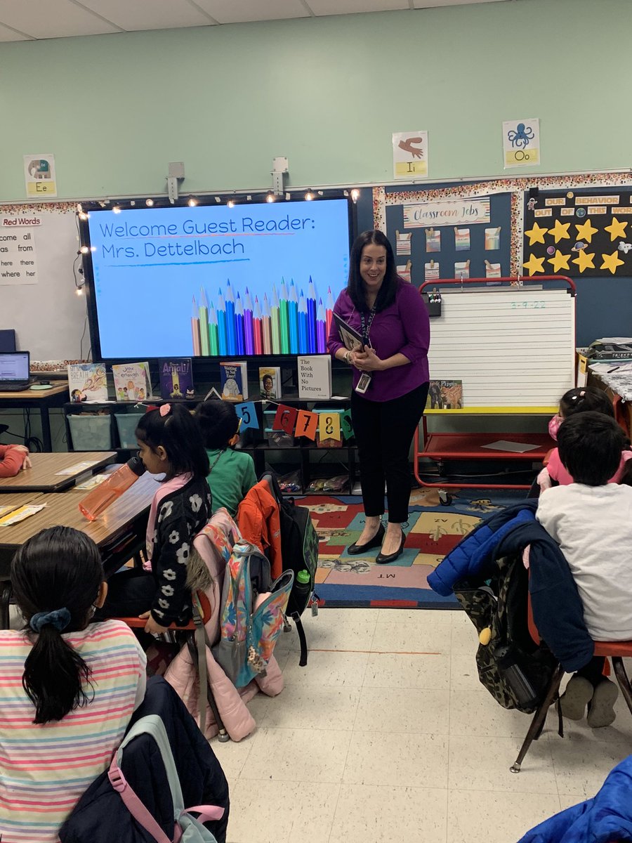 MrsRamosMLK's tweet photo. Thank you @Mrs_Dbach for being our guest reader today! We had a blast hearing the story “Secret Pizza Party.” @mlk_elementary #shinebrightedison #mlkpride #mlkspirit #guestreader #ReadAcrossAmerica #bluelions 💙🦁 https://t.co/uafweIhTLM