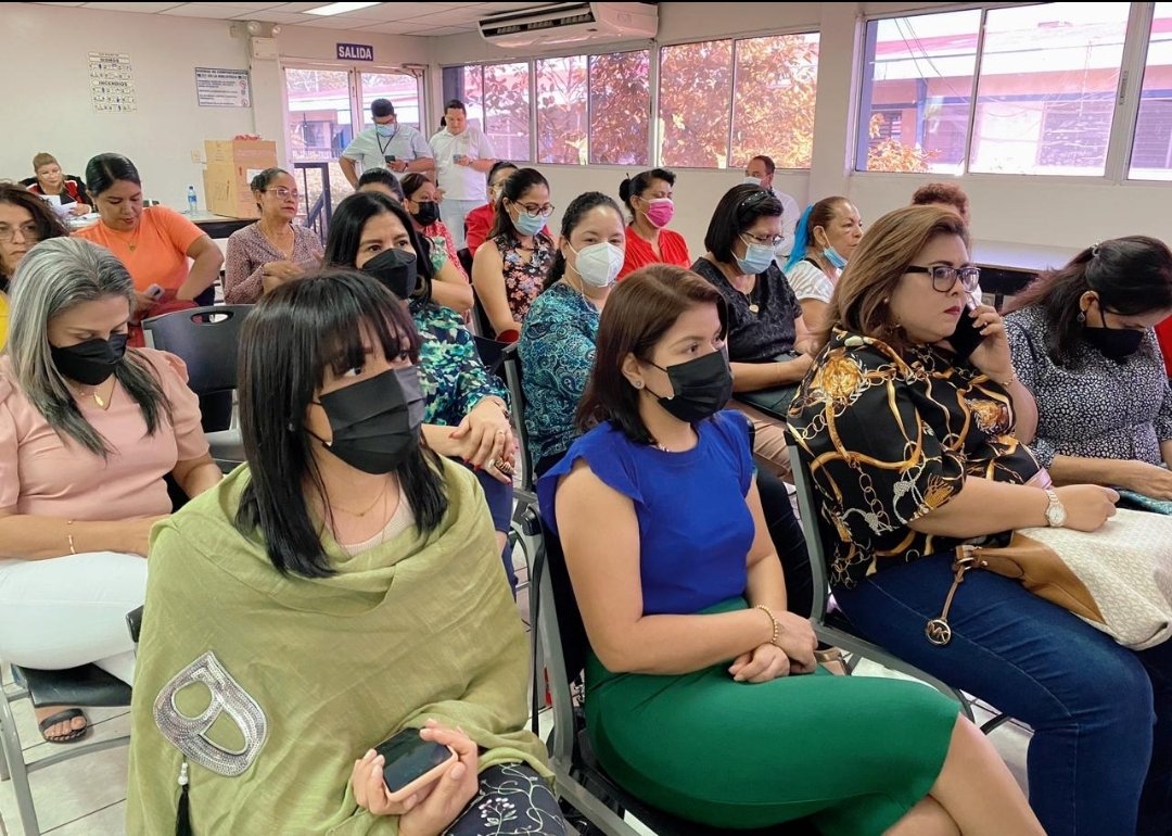 Conmemorando del Dia,Internacional de la Mujer por parte de la,Federación de Profesionales Docentes de la Educación Superior de Nicaragua (FEPDES-FNT), bajo el Lema: ¡Con el poder del amor, mujeres virtuosas y victoriosas en Nuestra Nicaragua
#MujerFuerzaDeVida 
#SiproesUnanLeon