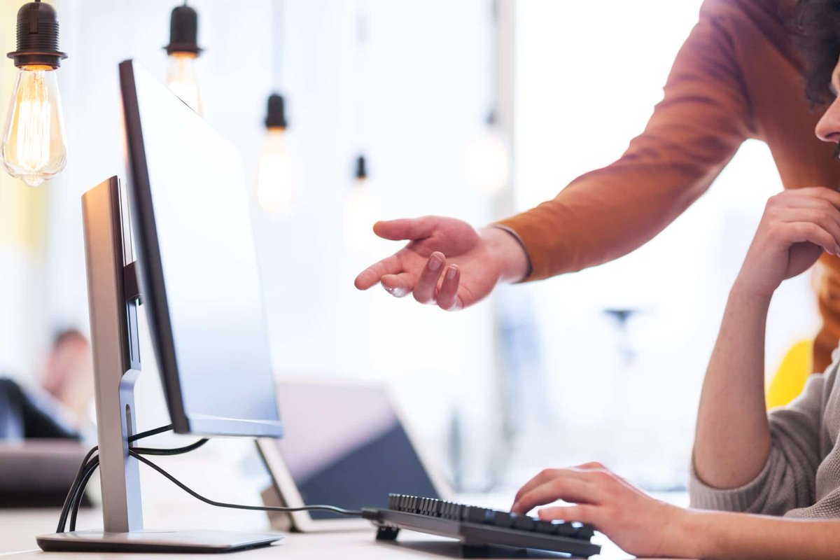 Comm_WYIM's tweet photo. 3 Mistakes Leaders Make When Delegating https://t.co/zTLPrP4CWJ #communications #businessstrategy https://t.co/PlFsHZGywt