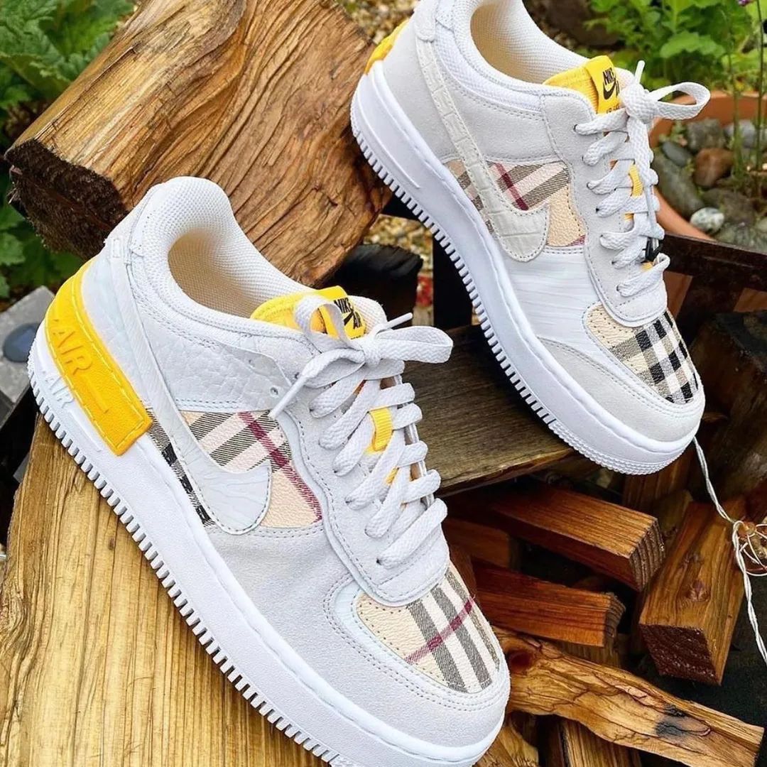 420_highrollers's tweet photo. What do you guys think about the new Gucci's?
Would you rep them to a High Rollers MeetUp?

#420highrollersclub #nft #nftartist #nftlaunch #nftcommunity #cryptocurrency #nfttrader #sneakerheads #nftcollection #eth #boredapeyachtclub #cryptopunks #dentedfeelsnft #metaverse #nftdro https://t.co/j99IsYY978