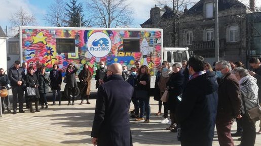 [officiel] Lancement  du MarSOINS sur Châteaubriant-Derval!

Merci à la 60aine de partenaires présents pour cette inauguration. Un beau moment d'échange pour un projet soutenu par de nombreux partenaires locaux et régionaux.

Rdv ds 3 semaines pr les 1ères actions de prévention!